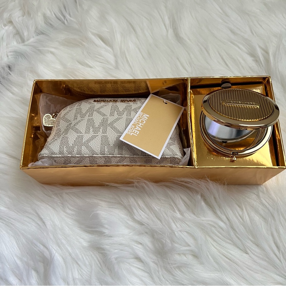 Michael Kors Small Pouch & Mirror Set